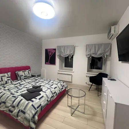 2-Room Luxury Apartment In The Center Kyiv Exterior photo