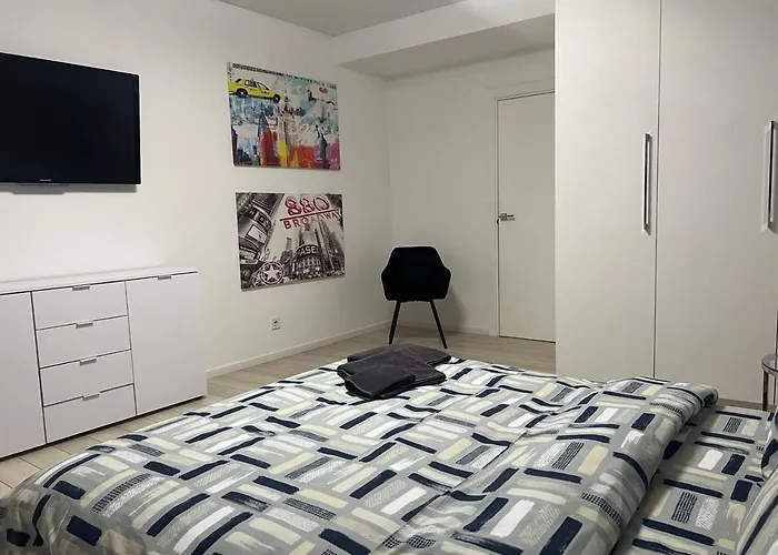2-Room Luxury Apartment In The Center