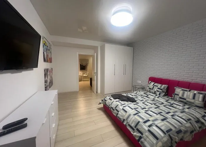 2-Room Luxury Apartment In The Center