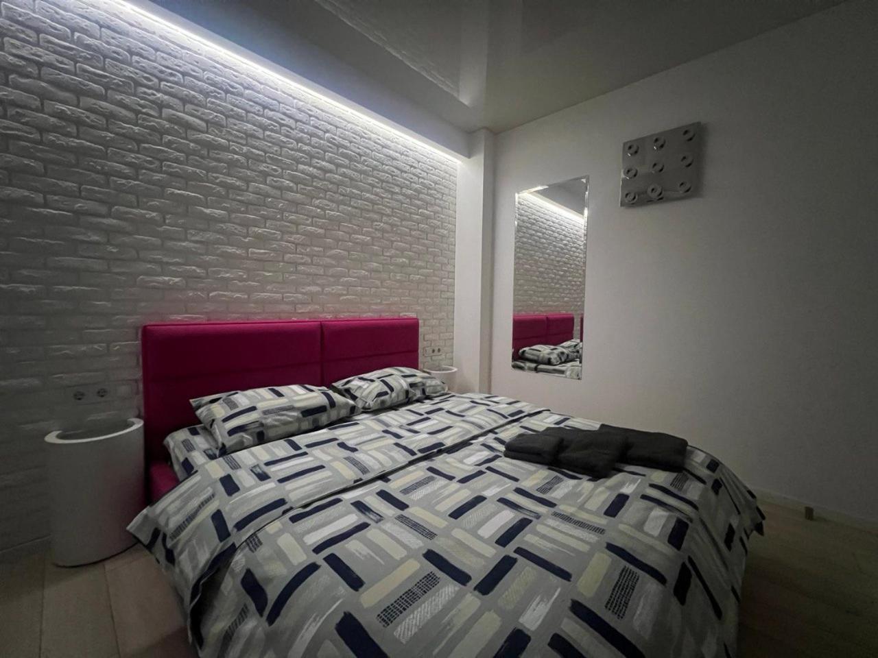 2-room Luxury In The Center Kyiv