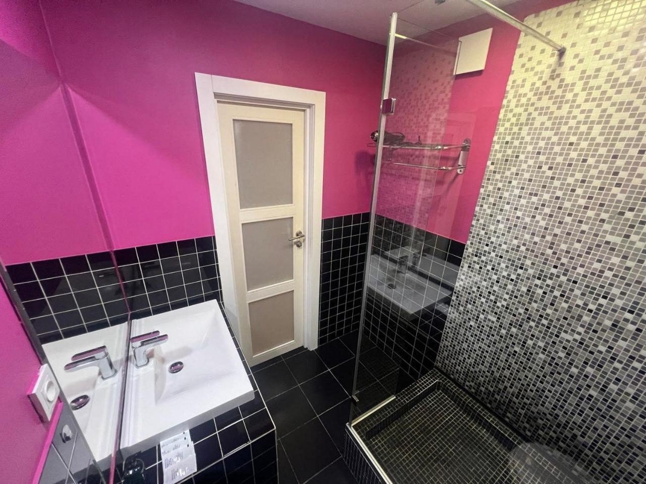 2-room Luxury In The Center *