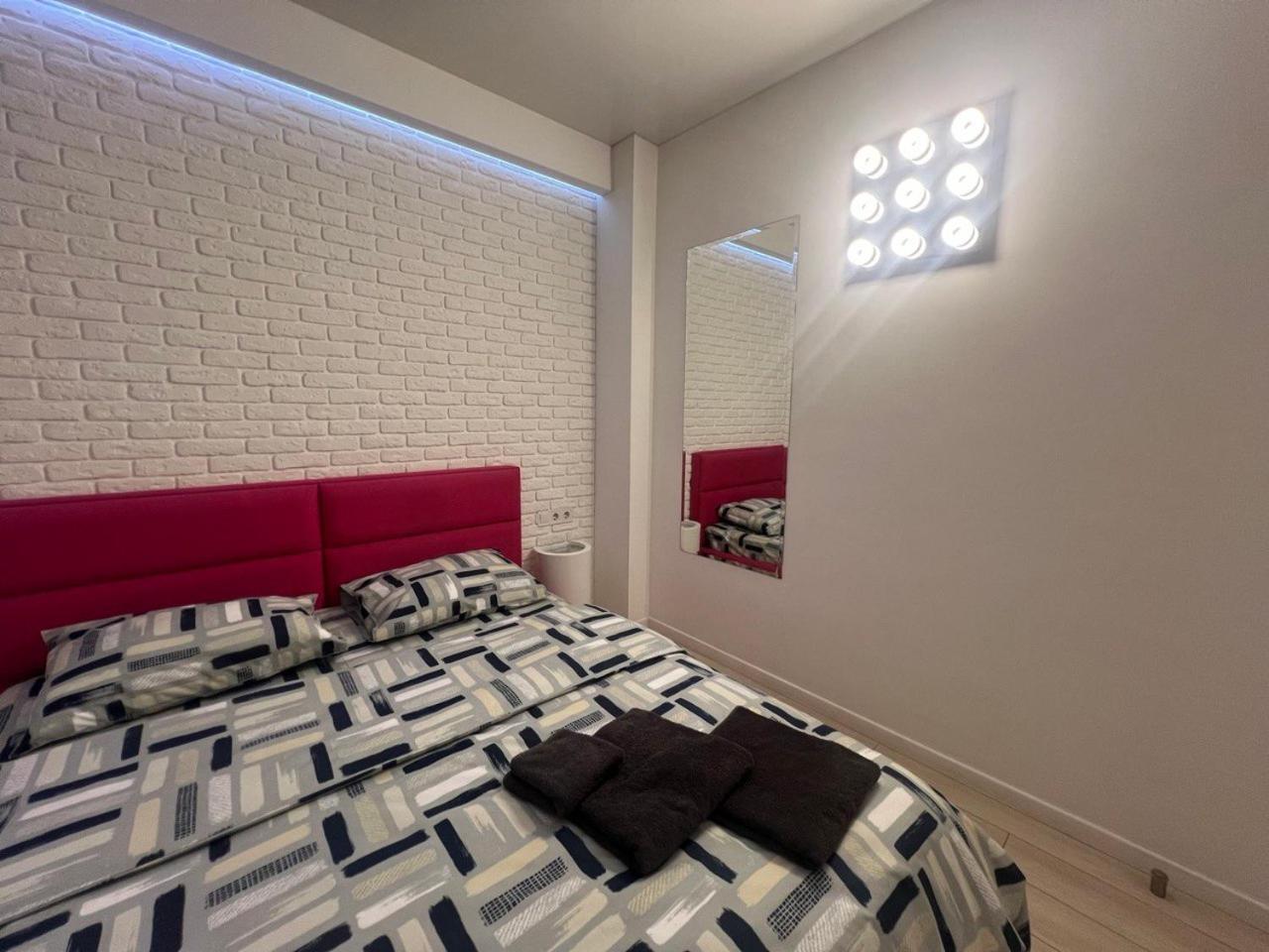 2-room Luxury In The Center Apartment